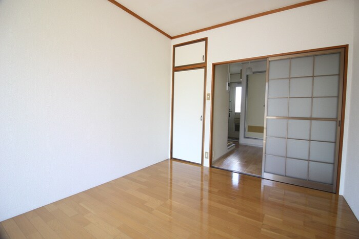 物件内観写真14　(居室)