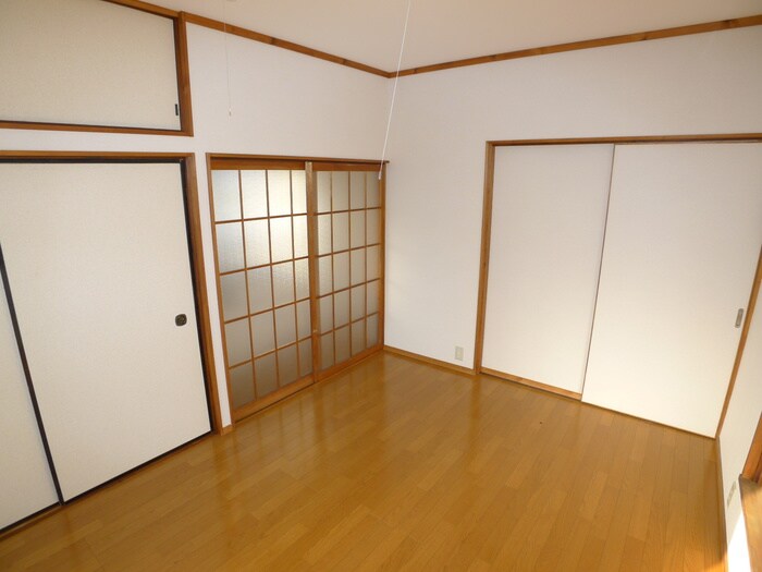 物件内観写真8　(居室)