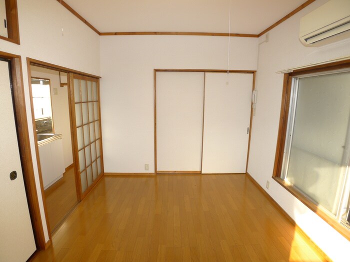 物件内観写真12　(居室)