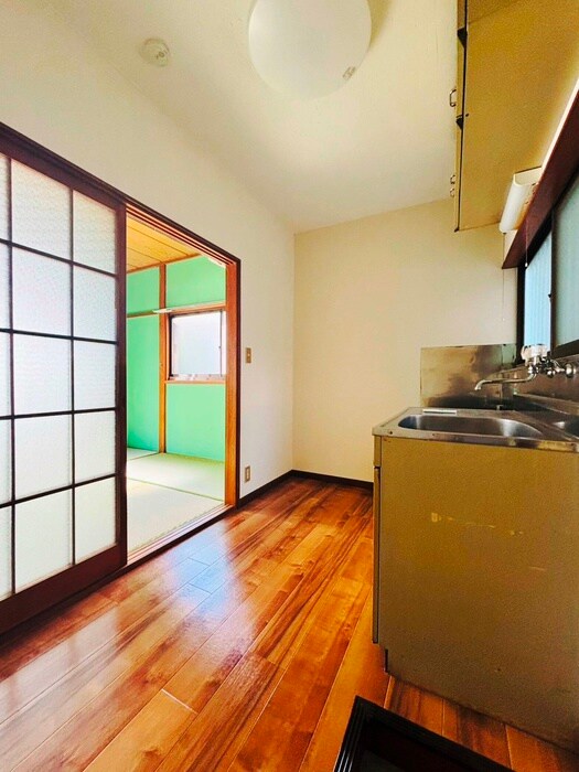 物件内観写真14　(廊下)