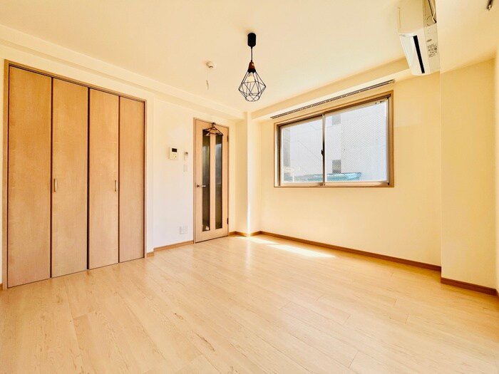 物件内観写真10　(居室)