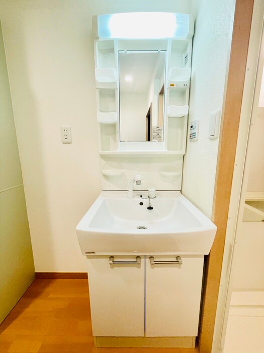 物件内観写真14　(洗面)