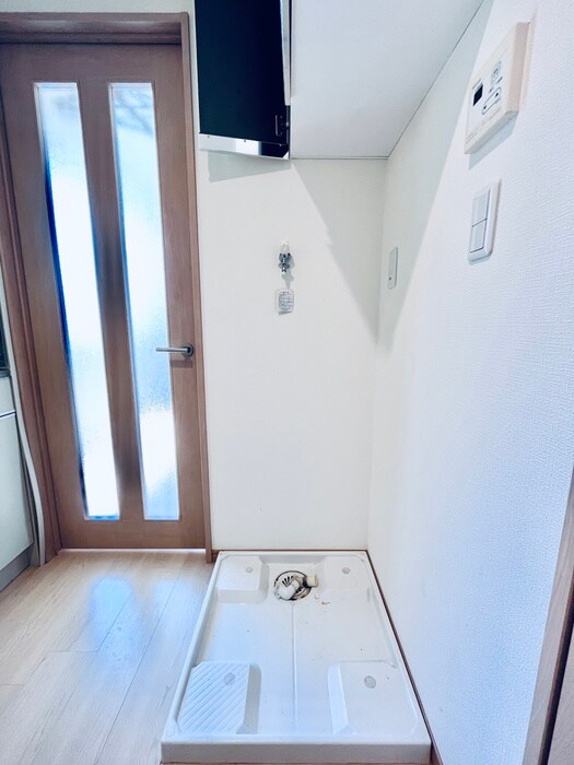 物件内観写真20　(洗濯機置場)