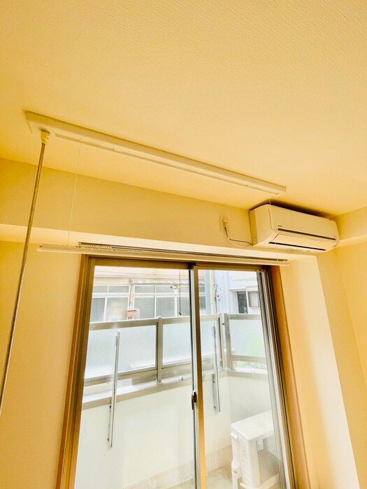 物件内観写真21　(室内からの展望)