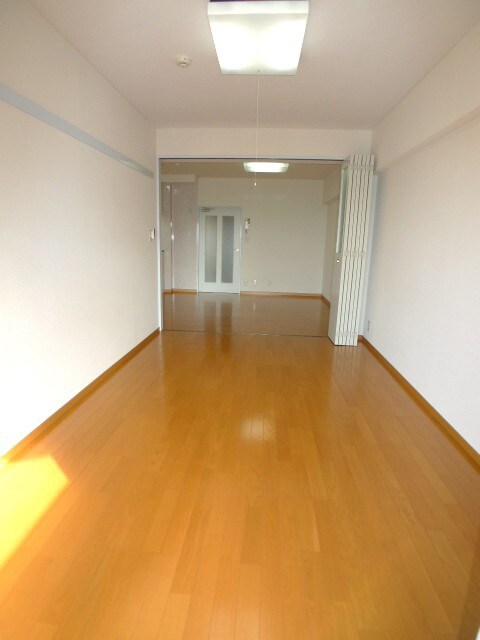 物件内観写真5　(居室)