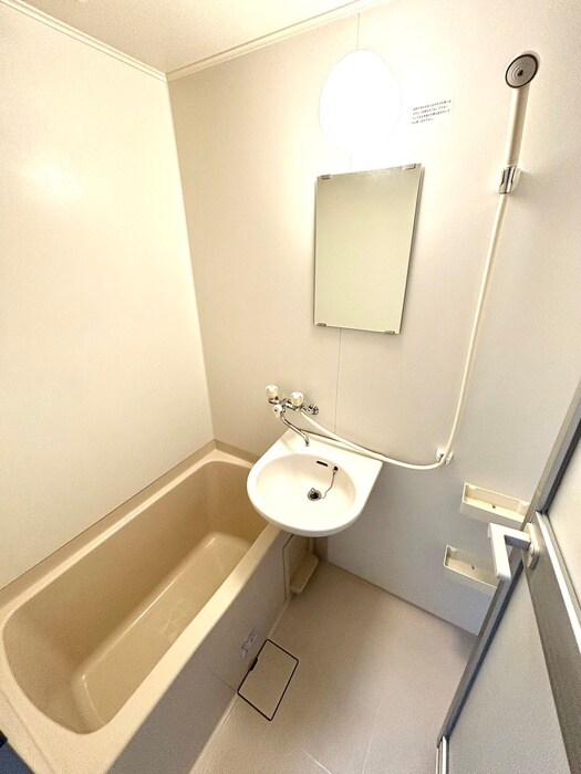 物件内観写真12　(バス／シャワールーム等)