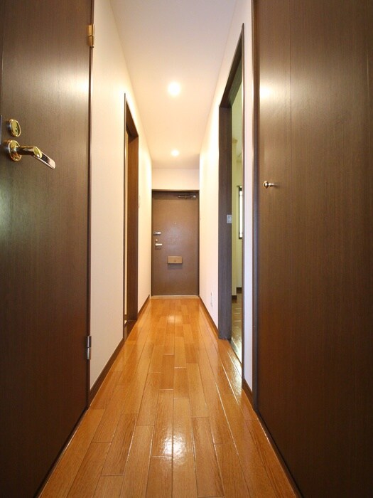 物件内観写真17　(廊下)