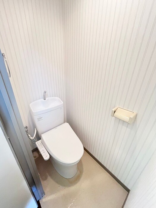 物件内観写真12　(トイレ)