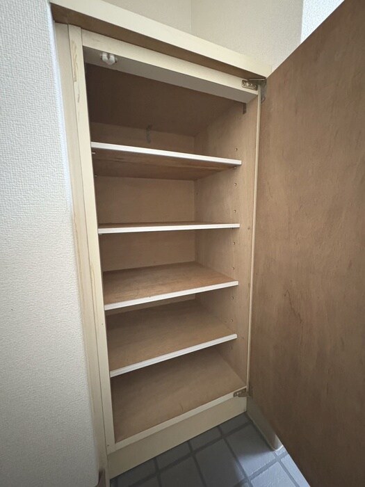 物件内観写真17　(靴箱)