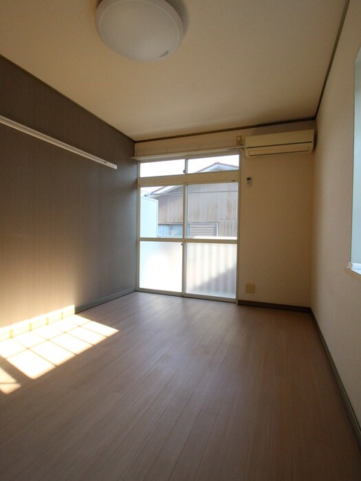 物件内観写真21　(居室)