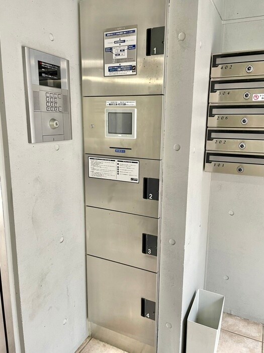 物件外観写真6　(建物設備)