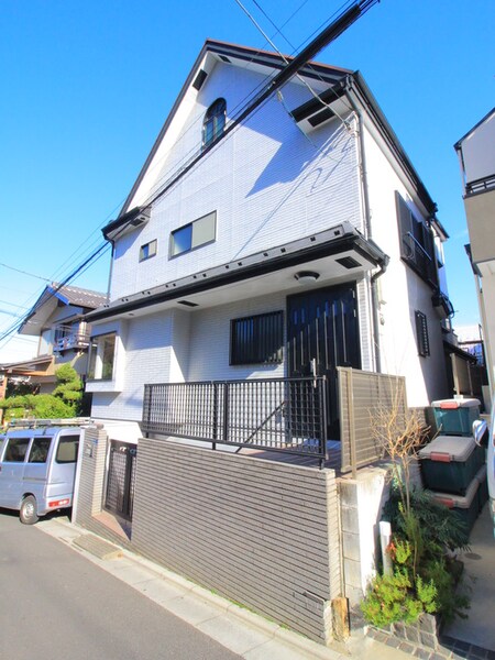 徳丸2-7貸家外観写真