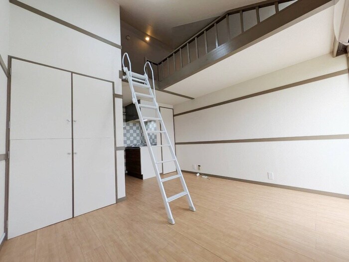 物件内観写真9　(居室)