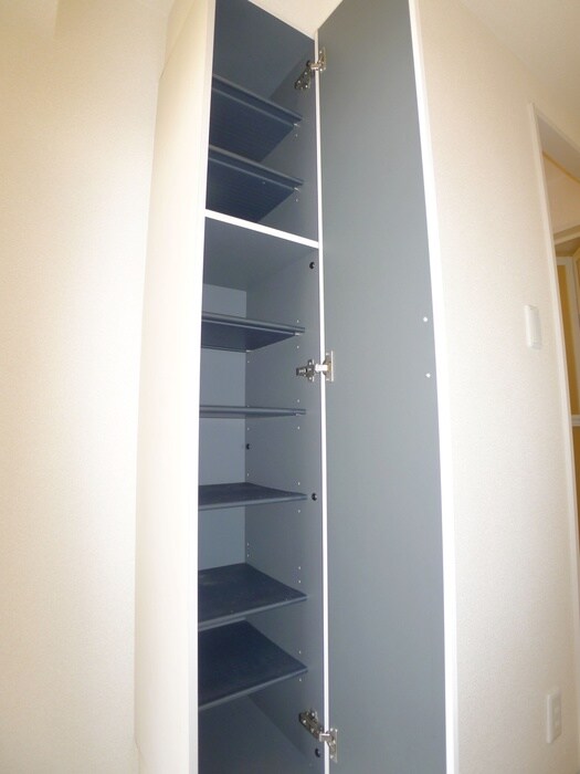 物件内観写真16　(靴箱)