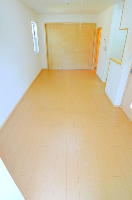 物件内観写真5　(居室)