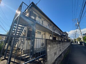 百草ハイツ外観写真