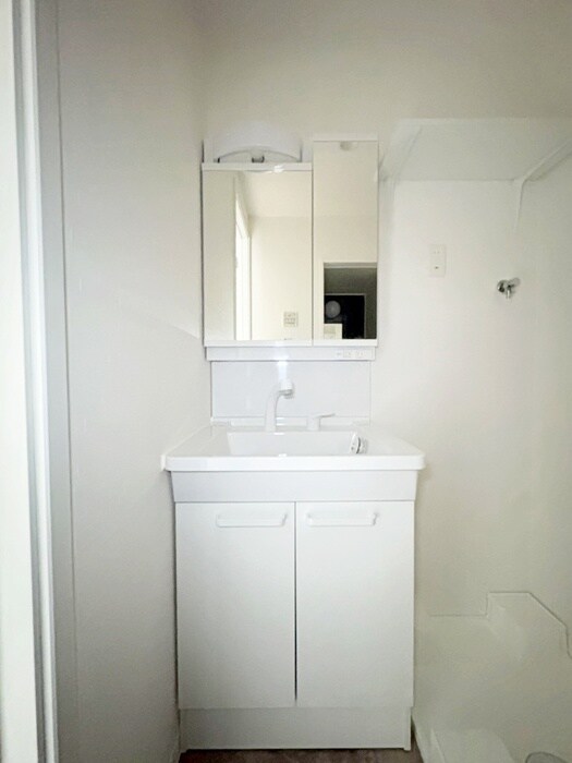 物件内観写真13　(洗面)