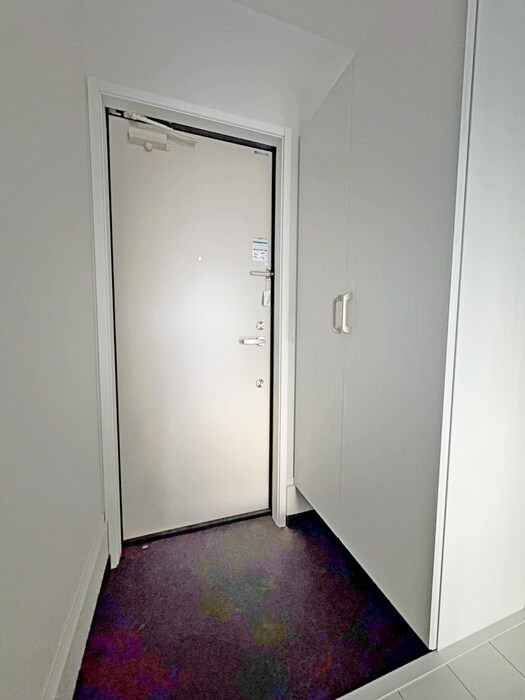 物件内観写真20　(玄関)