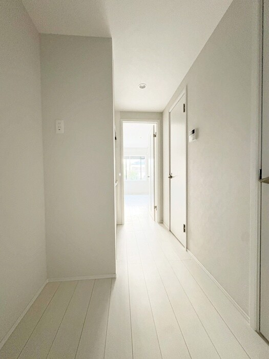 物件内観写真21　(廊下)