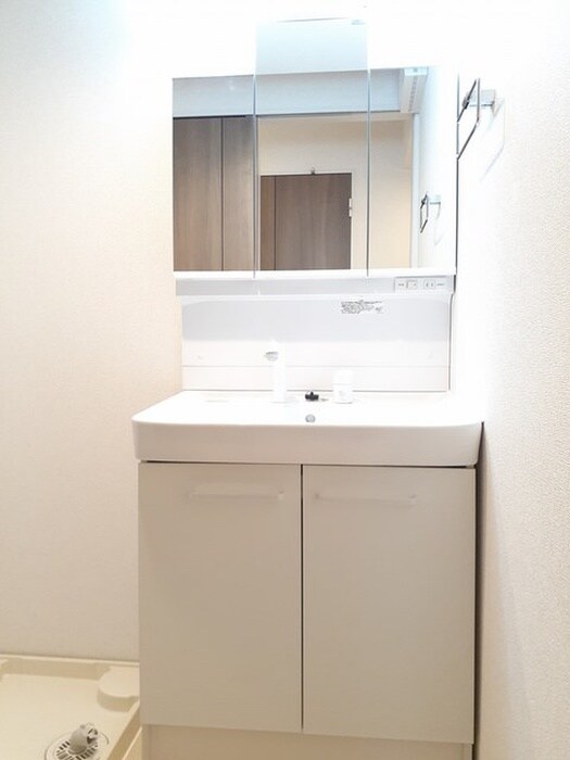 物件内観写真7　(洗面)