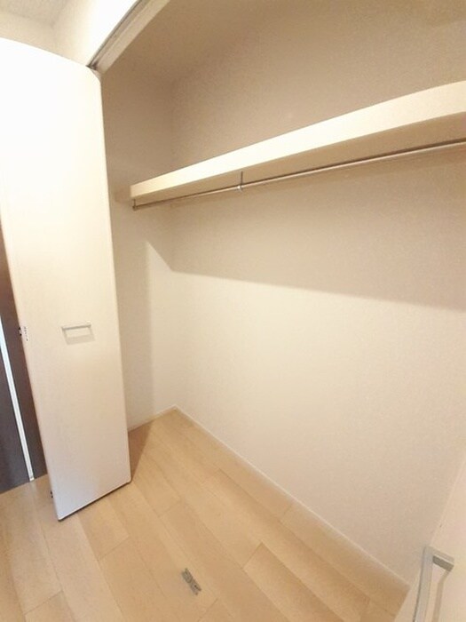物件内観写真11　(収納)