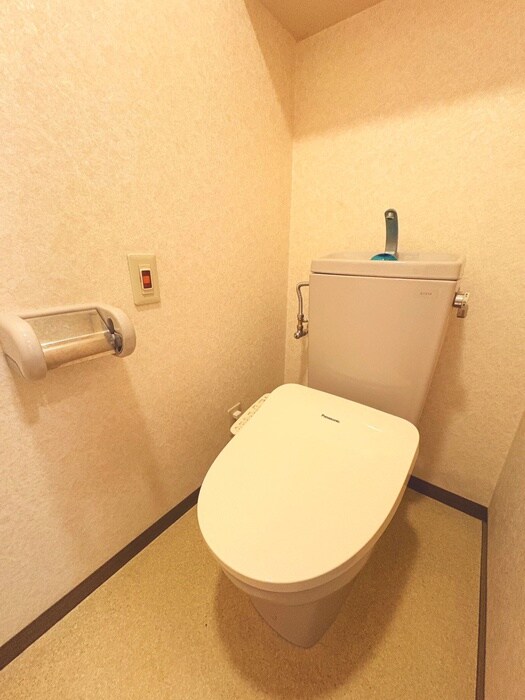 物件内観写真14　(トイレ)