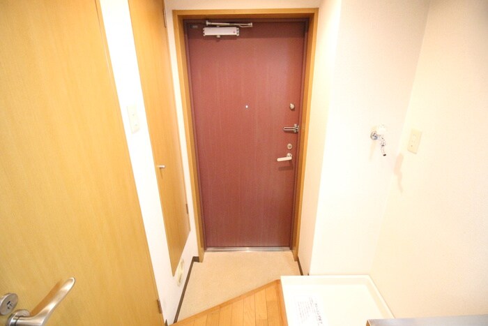 物件内観写真17　(玄関)