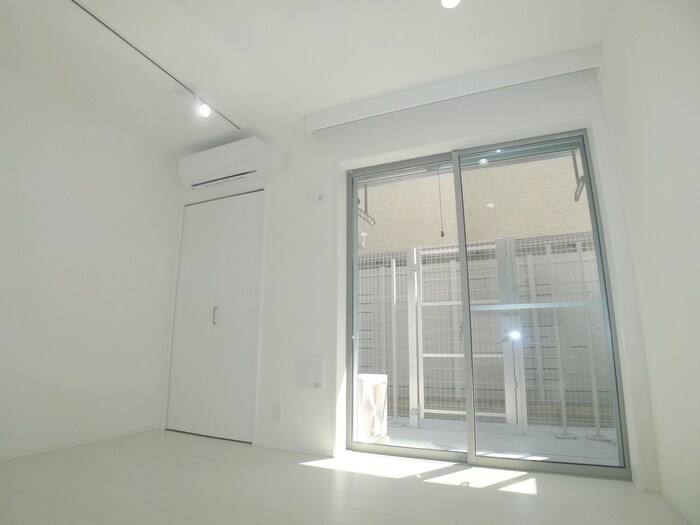 物件内観写真17　(居室)