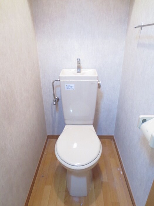 物件内観写真10　(トイレ)