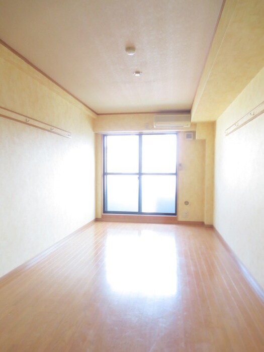 物件内観写真13　(居室)