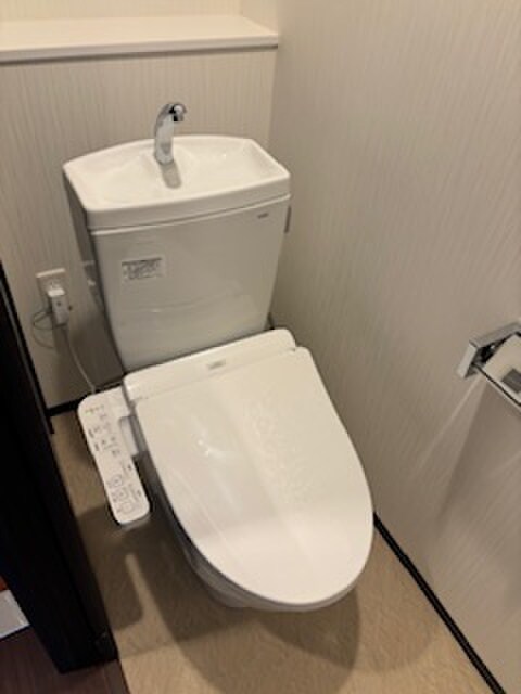 物件内観写真11　(トイレ)