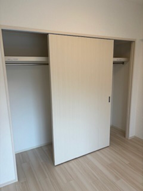 物件内観写真13　(収納)