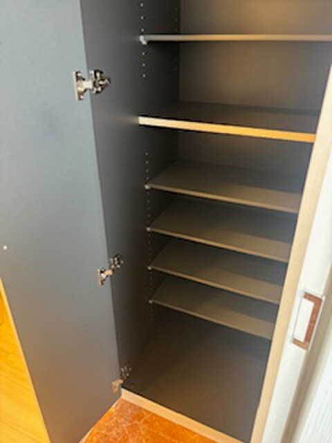 物件内観写真17　(靴箱)