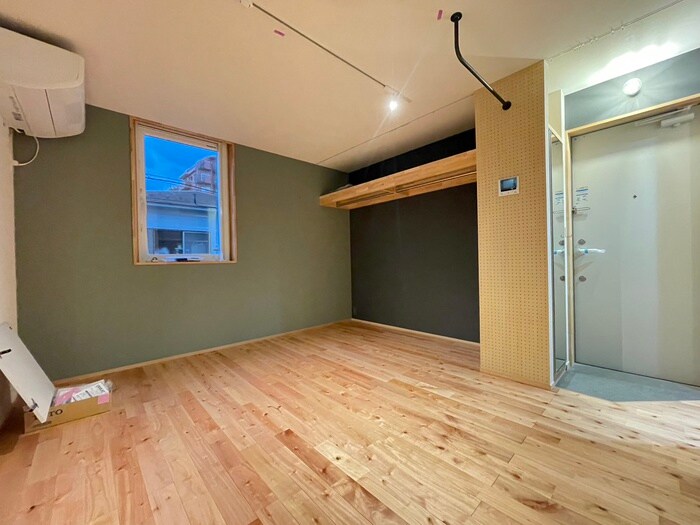 物件内観写真2　(居室)