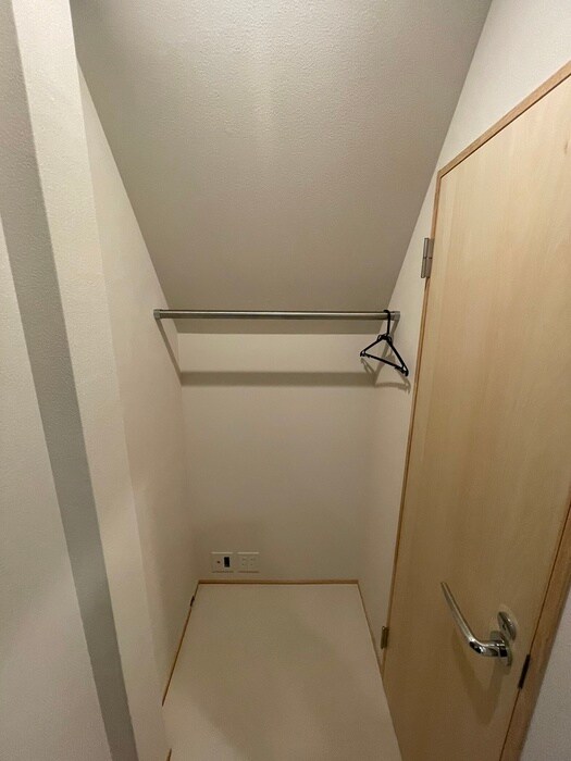 物件内観写真10　(収納)