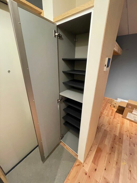 物件内観写真12　(靴箱)