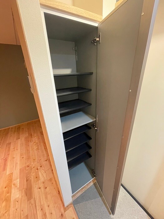 物件内観写真13　(靴箱)