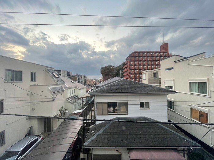 物件内観写真17　(室内からの展望)