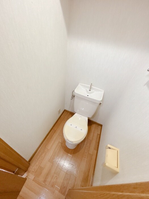 物件内観写真12　(トイレ)