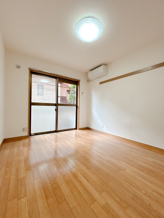 物件内観写真22　(居室)