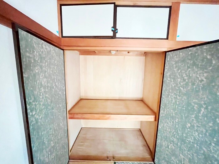 物件内観写真10　(収納)