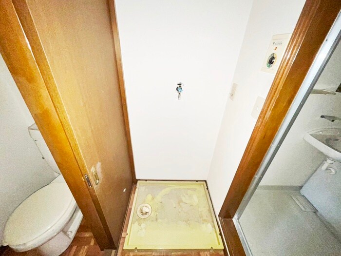 物件内観写真19　(洗濯機置場)