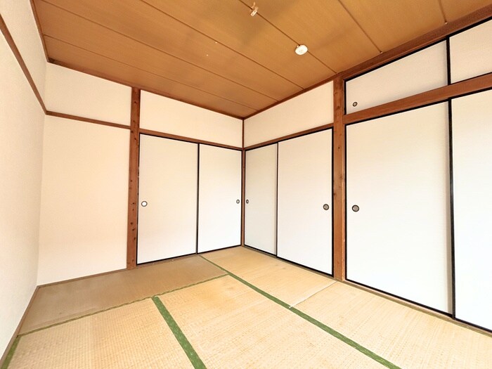 物件内観写真16　(居室)