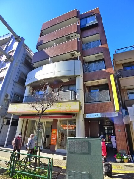 リバ－コ－ト外観写真
