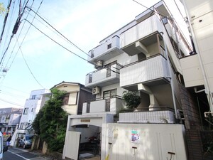 ロ－タリ－都立大第４（2F）外観写真