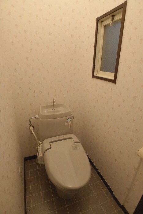 物件内観写真9　(トイレ)