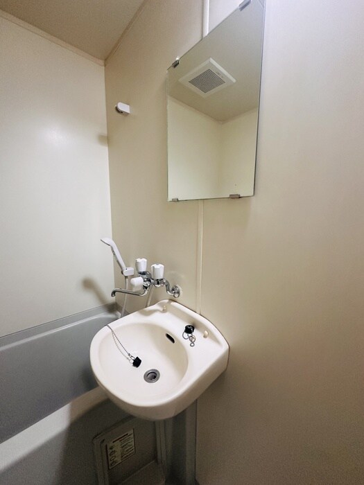 物件内観写真13　(洗面)