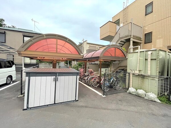 駐輪場
