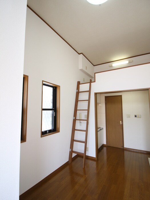 物件内観写真8　(居室)