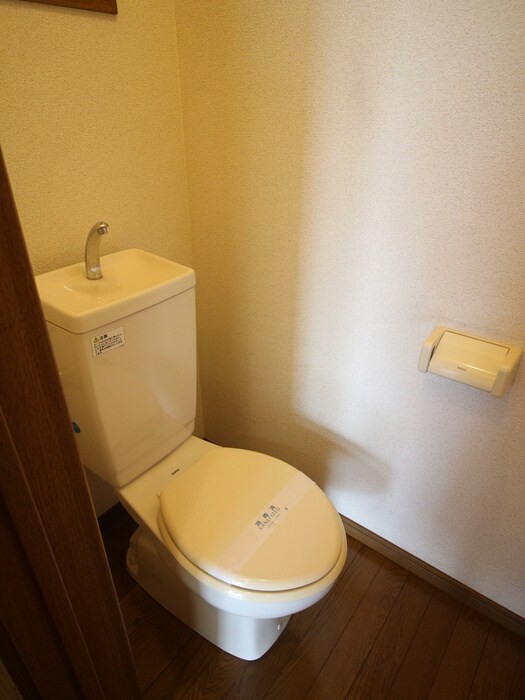 物件内観写真14　(トイレ)